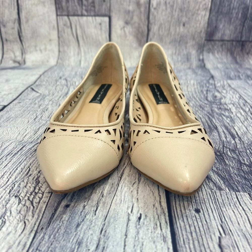 Steve Madden Gabyy Women's size 8 Leather Perforated Flats Slip On Shoes Tan - Picture 6 of 11